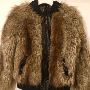 WOMANS FUR JACKET